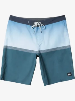 Quiksilver Shorts|Boys 8-16 Everyday Division 17" Boardshorts Aegean Blue