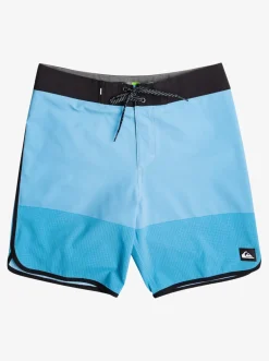 Quiksilver Shorts & Amphibians|Highline Scallop 19" Boardshorts Azure Blue