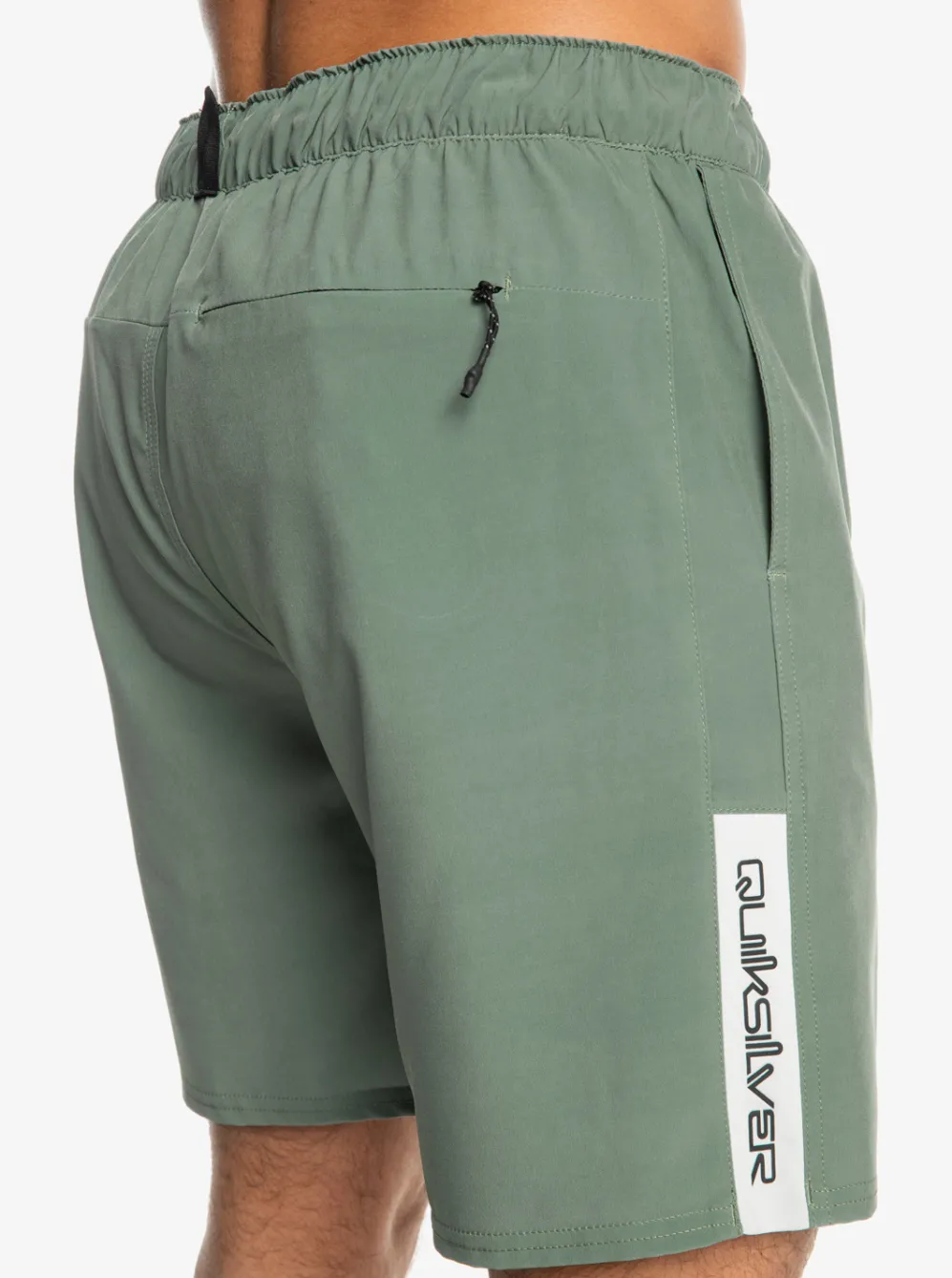Quiksilver Boardshorts|Omni 17" Training Shorts Laurel Wreath