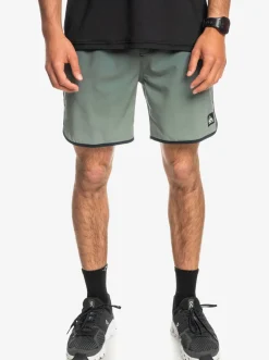 Quiksilver Boardshorts|Omni Scallop 17