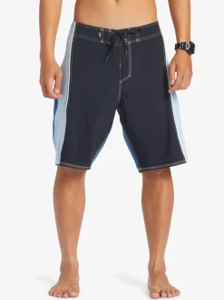 Quiksilver Shorts & Amphibians|Surfsilk Flight 20 20