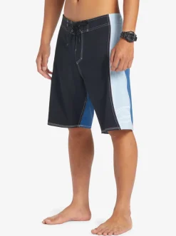 Quiksilver Shorts & Amphibians|Surfsilk Flight 20 20