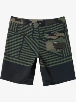 Quiksilver Boardshorts|Surfsilk Hawaii Flag 20 20" Boardshorts Black