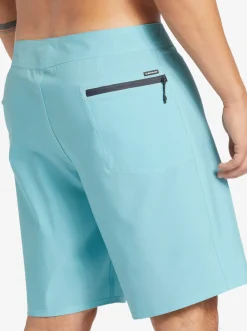 Quiksilver Shorts & Amphibians|Surfsilk Kaimana 19
