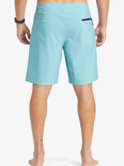 Quiksilver Shorts & Amphibians|Surfsilk Kaimana 19