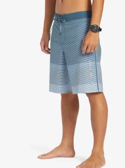 Quiksilver Boardshorts|Surfsilk Massive 20