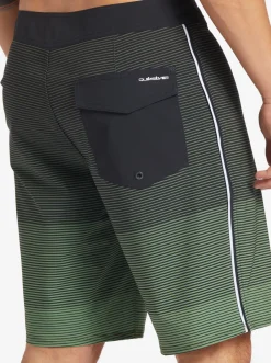 Quiksilver Boardshorts|Surfsilk Massive 20