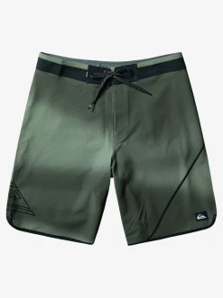 Quiksilver Boardshorts|Surfsilk New Wave 20" Boardshorts Four Leaf Clover