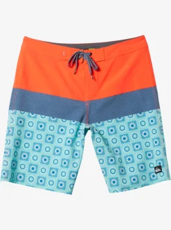 Quiksilver Boardshorts|Surfsilk Panel 20" Boardshorts Fiery Coral